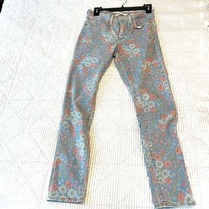 311 Shaping Skinny Women's Jeans
Color: Megan Floral
Size: 26W x 28L